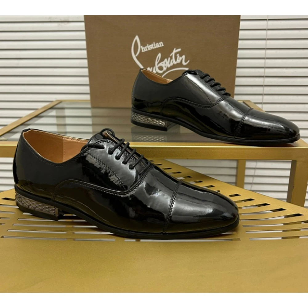 Christian Louboutin / Slim Double Buckle / Black - image