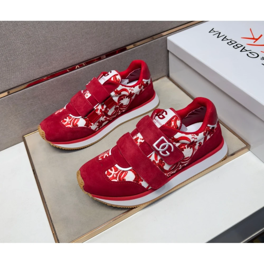D&G / Graphic Runner / Red White Pattern - image