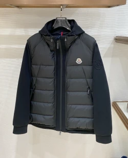 MON 2-in-1 Jacket with Vest and Knit Hood / Black