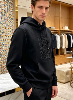 LOE Large Logo Hoodie / Black