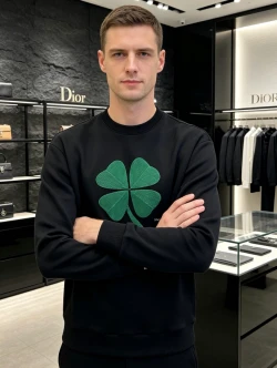 CD Green Clover Long Sleeve / Black