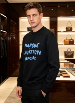 LV Blue Graphic Lettering Long Sleeve / Black