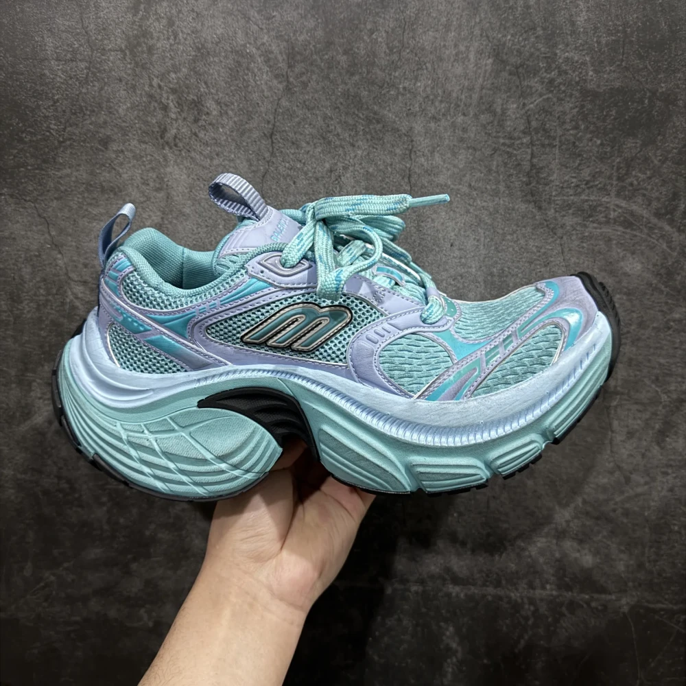 Balenciaga 10XL Sneaker - image