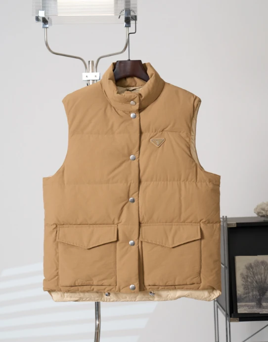 PRA Flap Pocket Down Vest / Caramel Brown - image