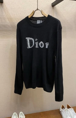DIO Jacquard Lettering Sweater / Black