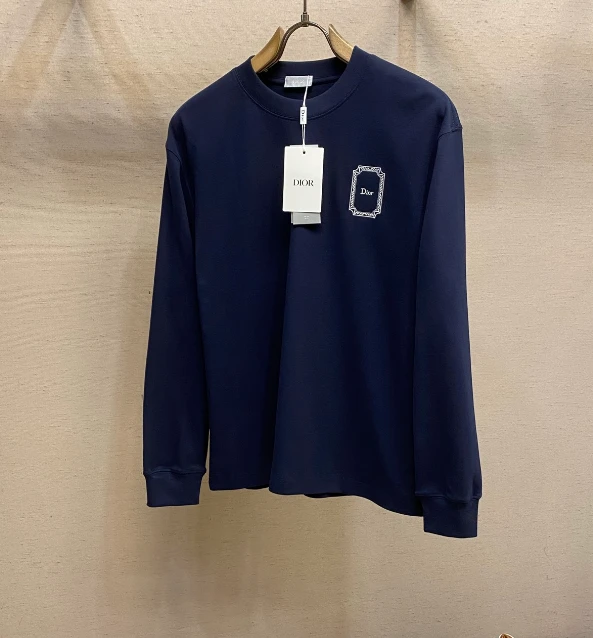 DIO Embroidered Chest Motif Top / Navy - image