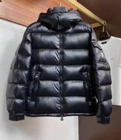 MON Glossy Hooded Down Jacket / Black