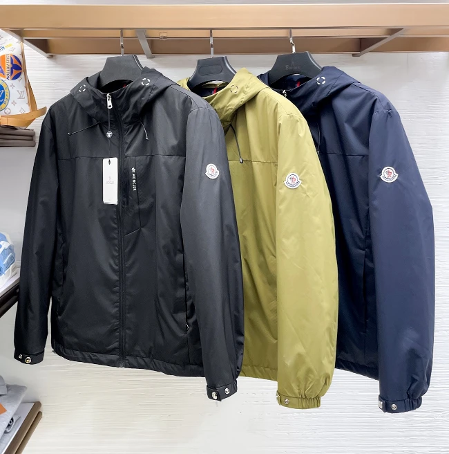 MON Contrast Sleeve Logo Hooded Jacket / Multiple Colors - image