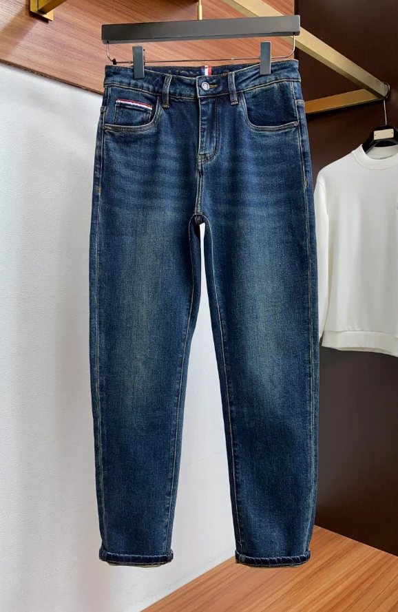 MON Colorful M Embroidered Jeans / Blue - image