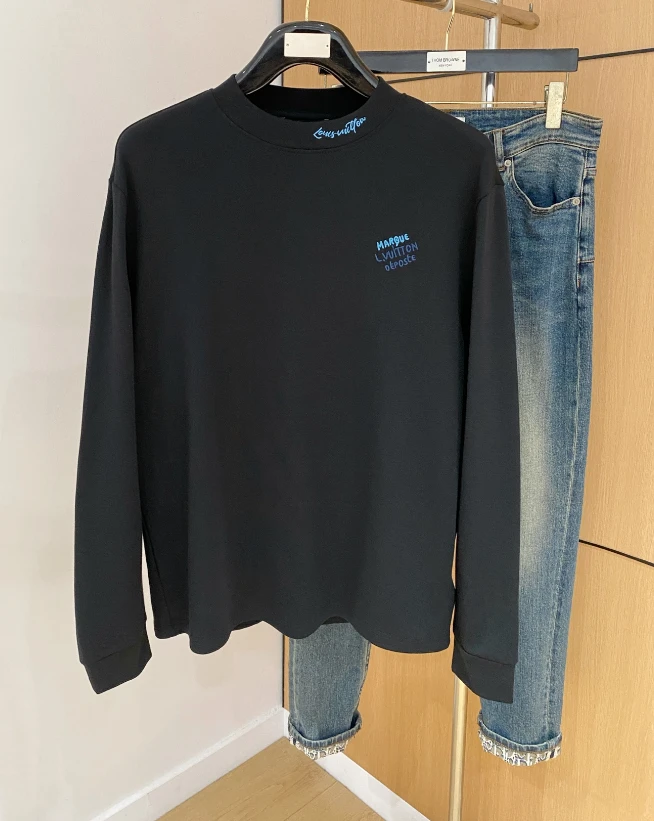 LV Blue Lettering Top / Black - image