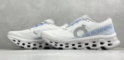On Cloudmonster 3 Hyper 3WG10030664 / White & Light Blue