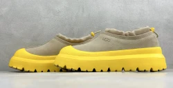 UGG Tasman Weather Hybrid 1144096-MMM / Beige & Yellow Sole