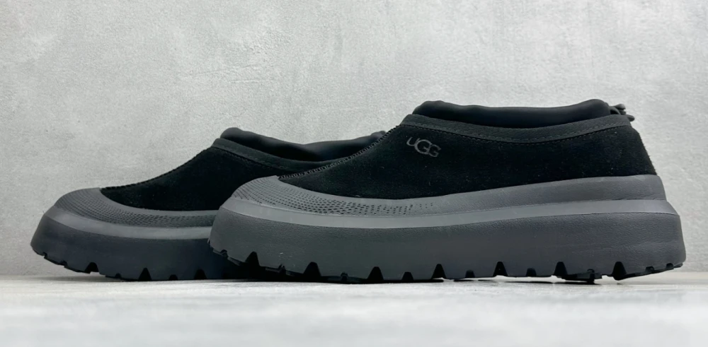 UGG Tasman Weather Hybrid 1144096-BBLC / Black - image