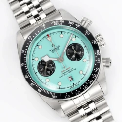 TDR Black Bay Chrono / Tiffany Blue