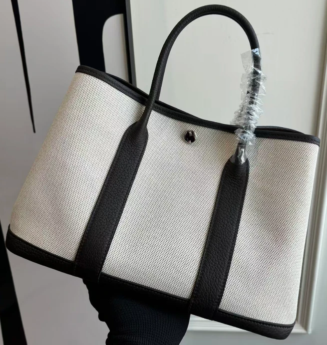 Hrms / Garden Party / Cream Black - image