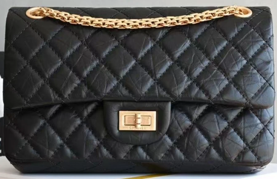 CHA Quilted Rectangular Clasp Bag / Black - image