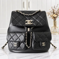 CHA Quilted Pocket Backpack / Black