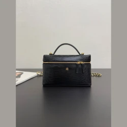 CHA Lizard-Embossed Vanity Case / Black