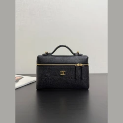 CHA Vanity Case / Black