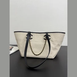 CHA Canvas Shopping Tote / Cream & Black