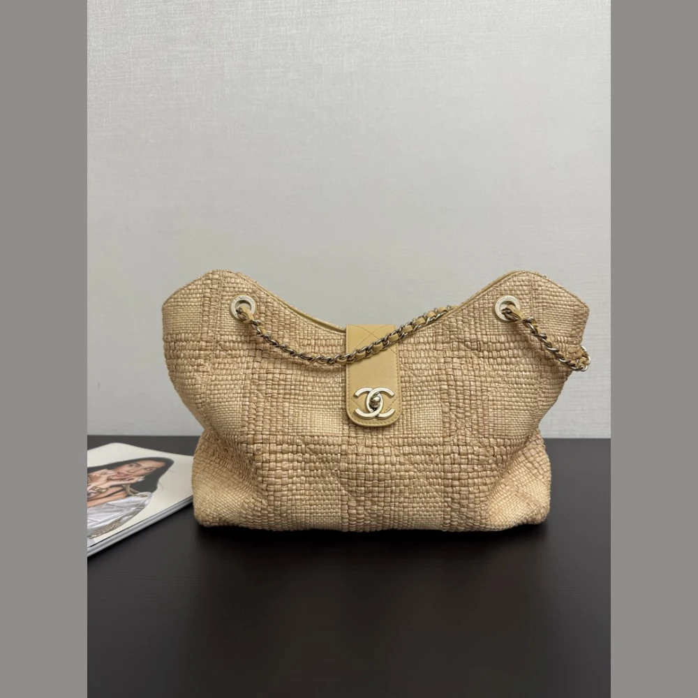 CHA Woven Raffia Hobo Bag / Beige - image