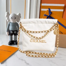 CC / Pearl Chain Pouch / Multicolor