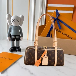 LV / Hang On / Monogram Brown
