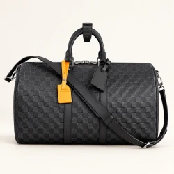 LV / Keepall Bandouliere Infini Medium / Black