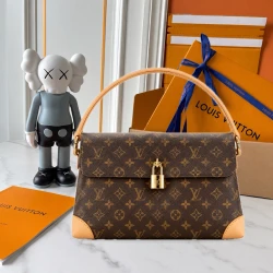 LV / Hide Away Medium / Monogram Brown