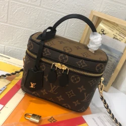 LV / Vanity Small / Monogram Brown