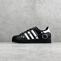 Adidas / Superstar / Black White