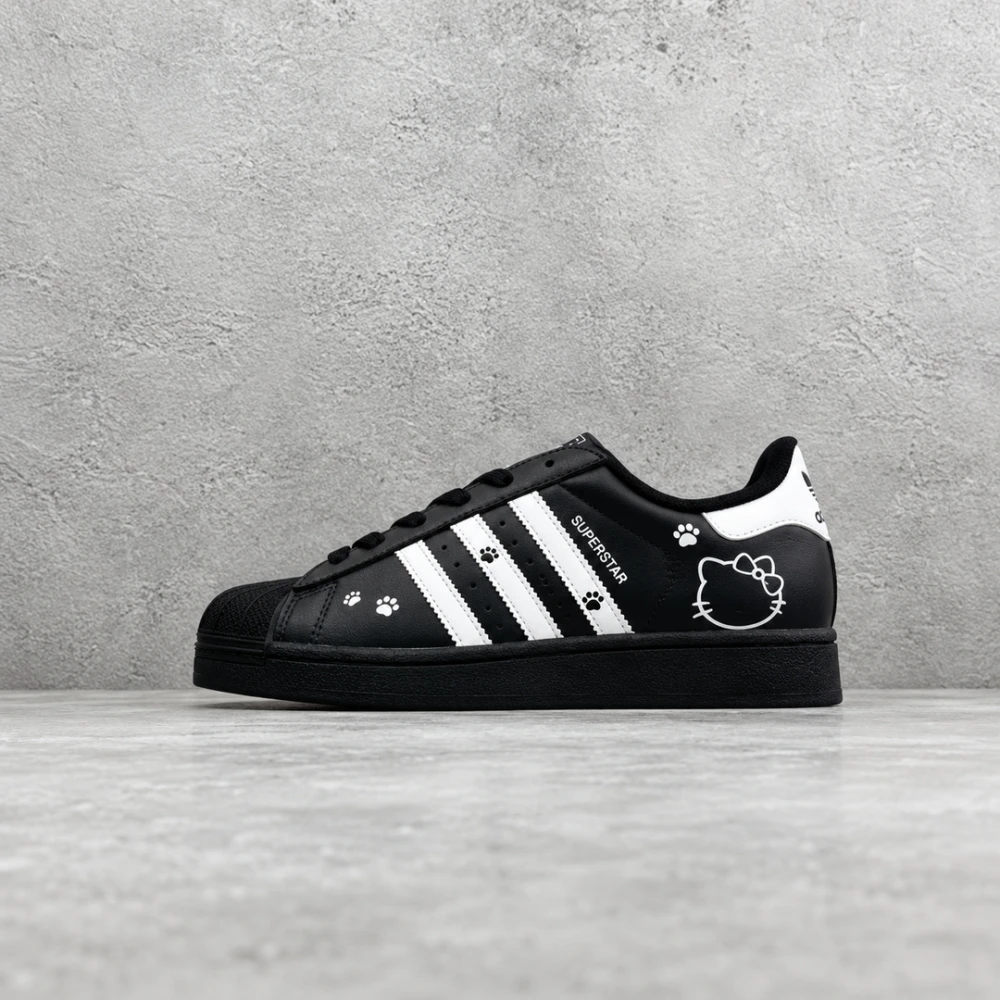 Adidas / Superstar / Black White - image