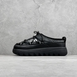 The North Face / Padded Slip-On / Multicolor