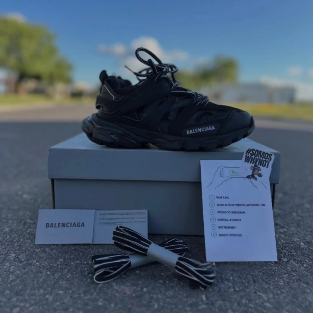 Balenciaga Track – Black - image
