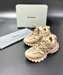 Balenciaga Track