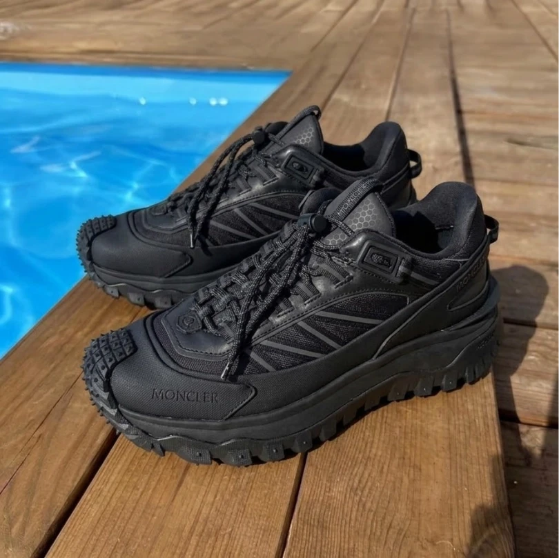 Moncler Trailgrip GTX - Black - image