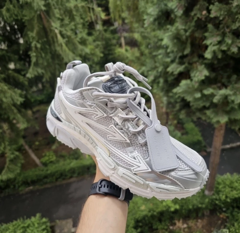 Off-White "Be Right - image