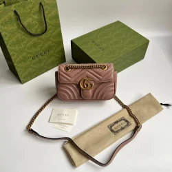 Дамска чанта GG Marmont matelassé - Nude