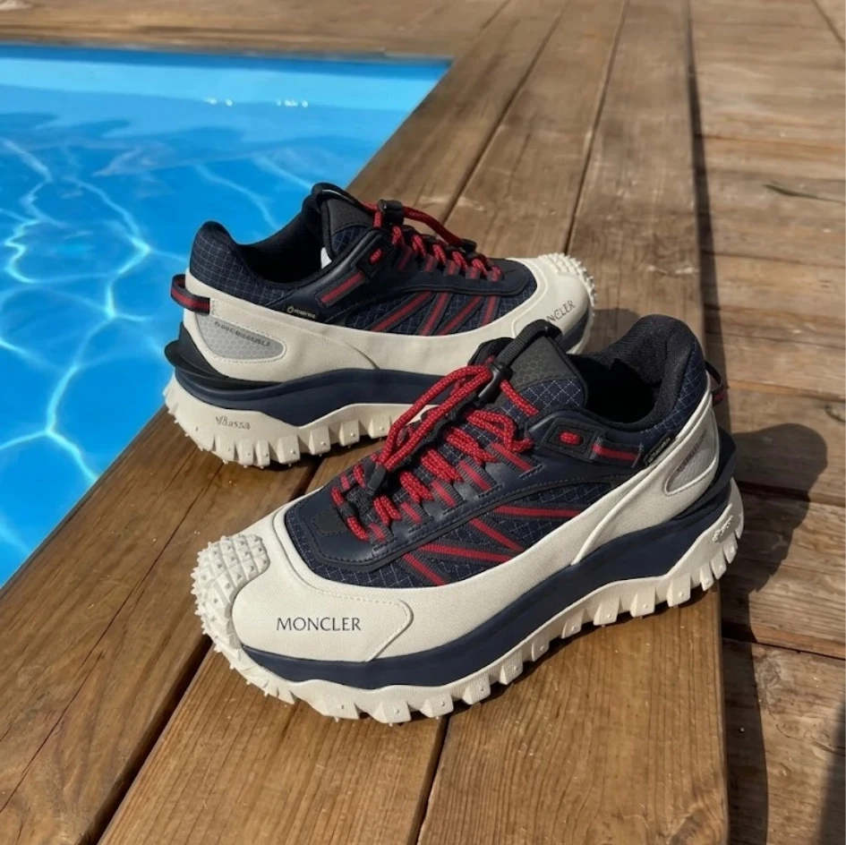 Moncler Trailgrip GTX - White&Blue - image