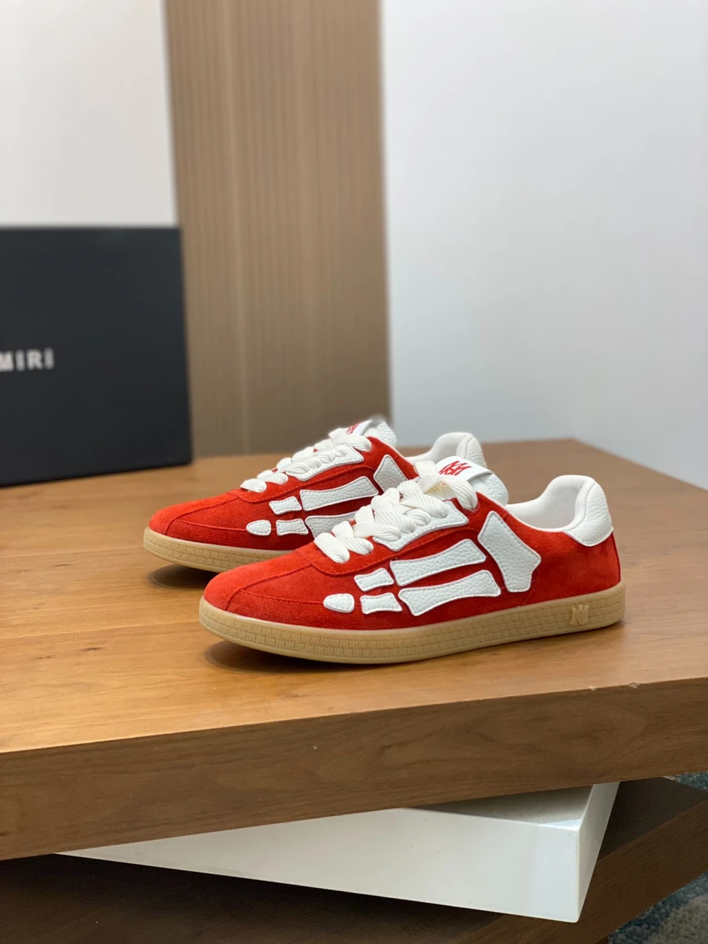 Amiri Skel Top Low Suede Red - image