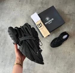 Balmain Unicorn Low-Top Sneaker "All Black"