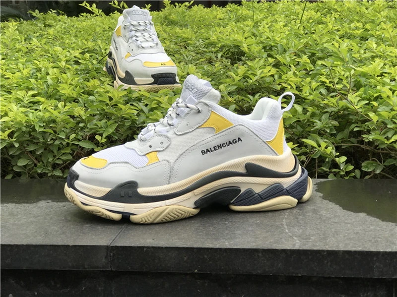Balenciaga Triple S - Olive/Dark Green/Black - image