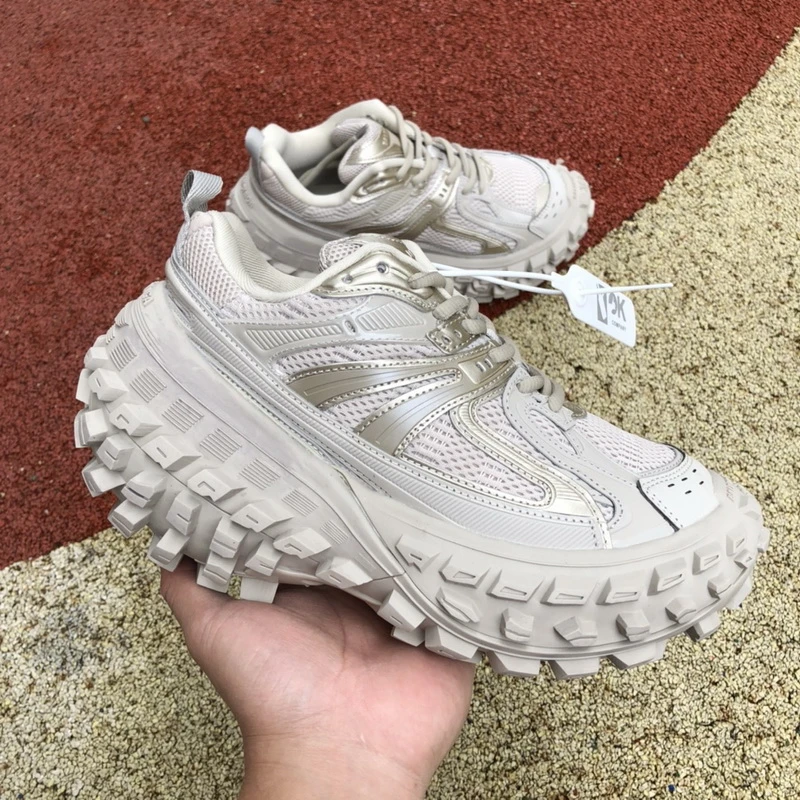 Balenciaga Defender Beige White/Grey - image
