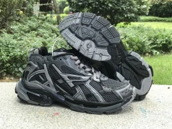 Balenciaga Runner 7.0 Black/Dark Green