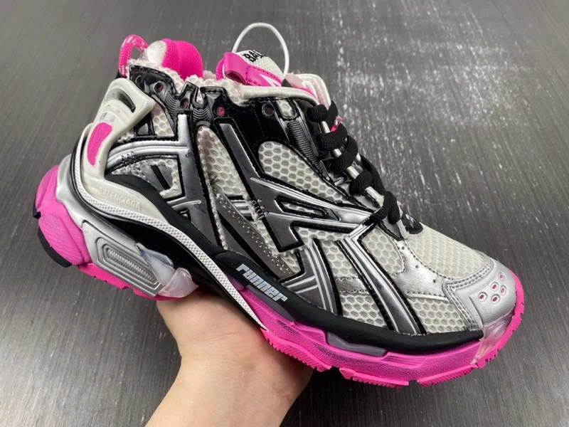 Balenciaga Runner 7.0 Black - image