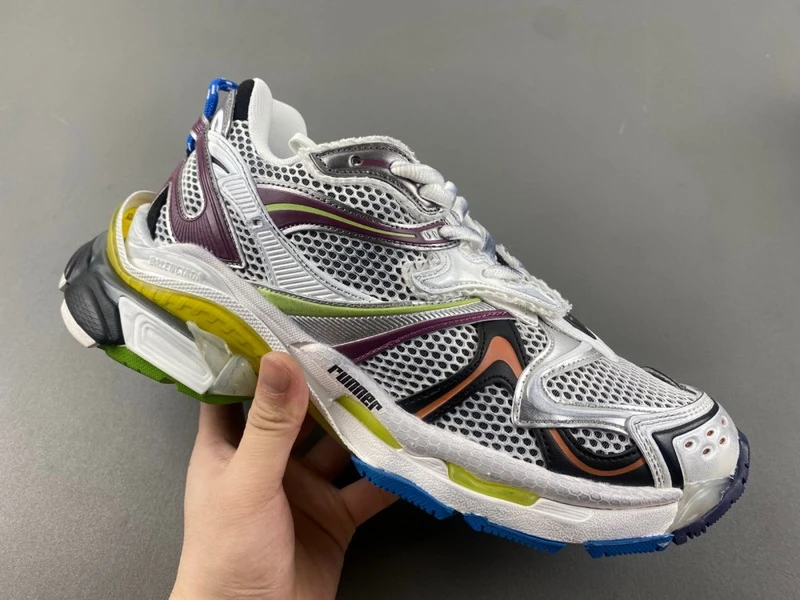 Balenciaga Runner - Black/Dark Grey - image