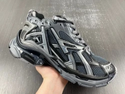 Balenciaga Track 7.0 - Black/Dark Grey