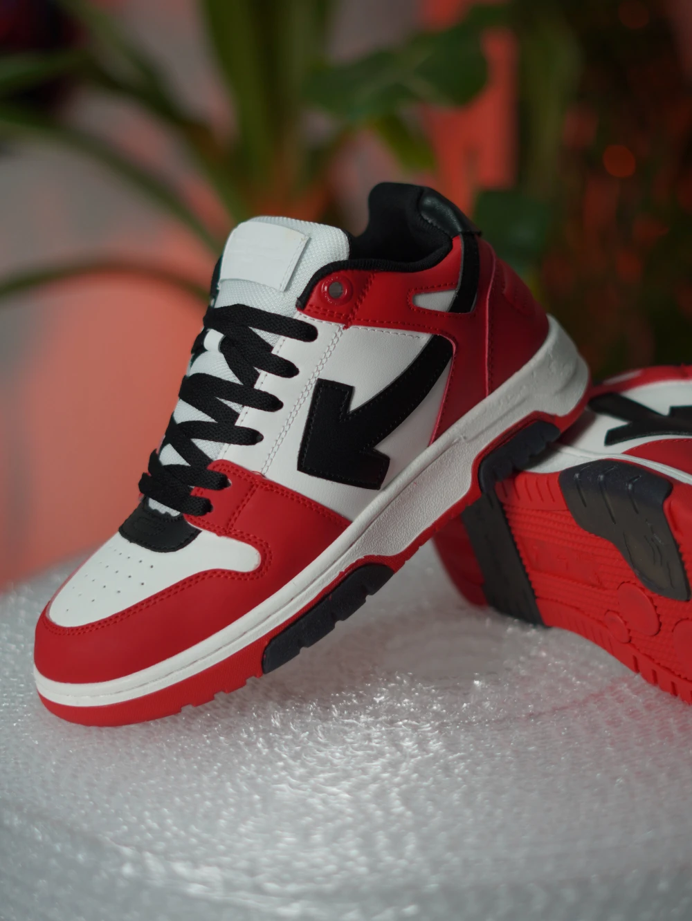 Off-White Out Of Office OOO Low Tops - Red - image