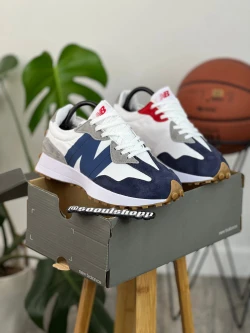 New Balance 327 - Navy White Gum