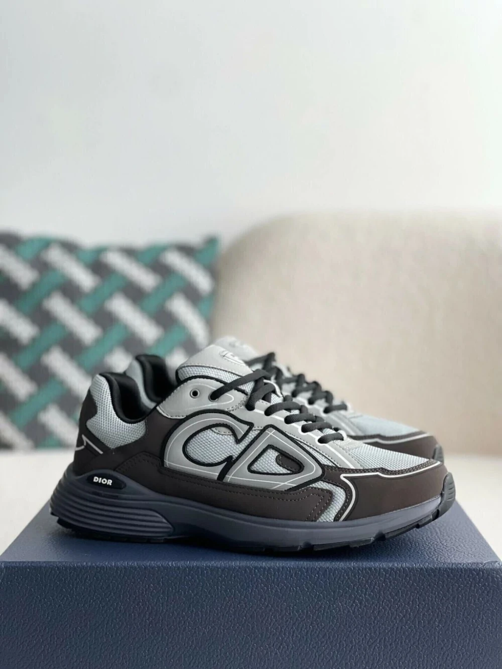 Dior B30 / Light Grey / Brown / Grey - image